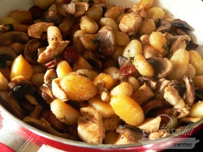 Serpenyős gnocchi